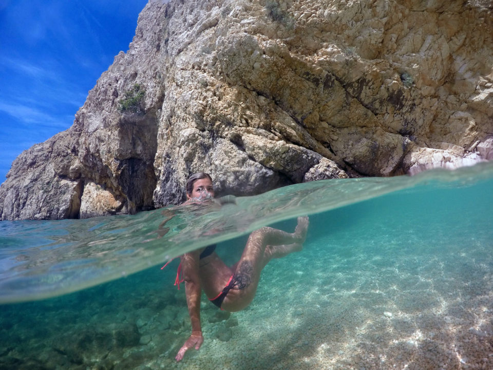 over-under-photo-example-water-quality (11)